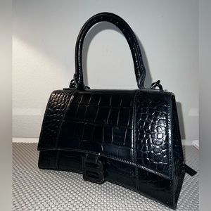 Balenciaga hourglass small matte black